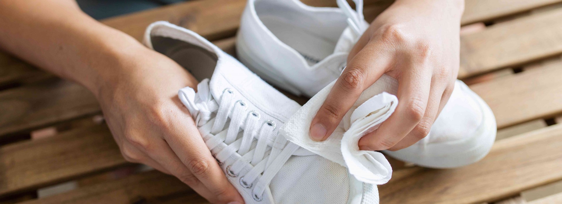 9 Cách giặt giày tại nhà