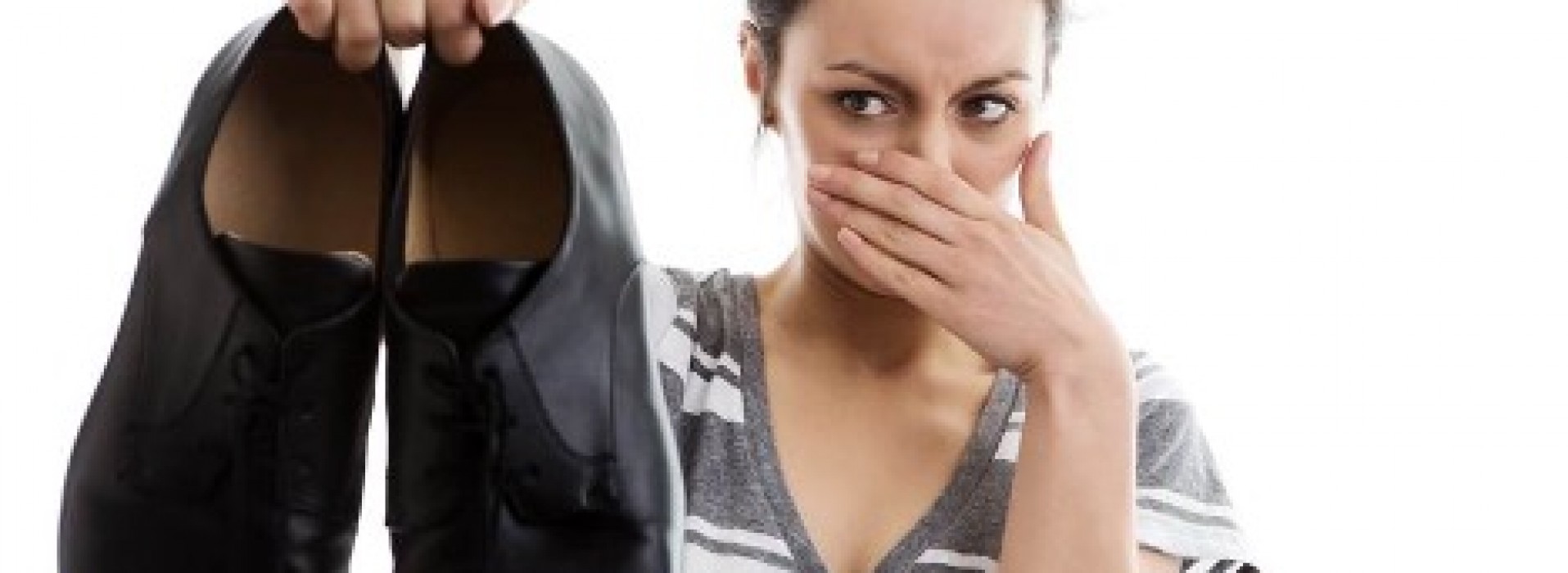 3 cách khử mùi giày hiệu quả trong 3 nốt nhạc