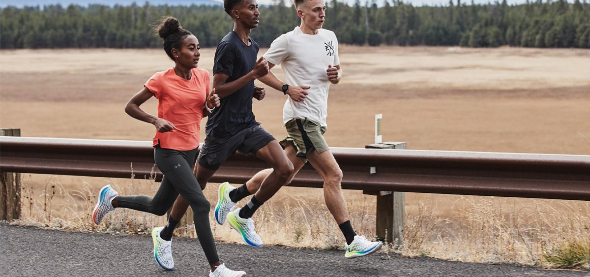 REVIEW TOP 10 GIÀY CHẠY BỘ TỐT NHẤT HIỆN NAY